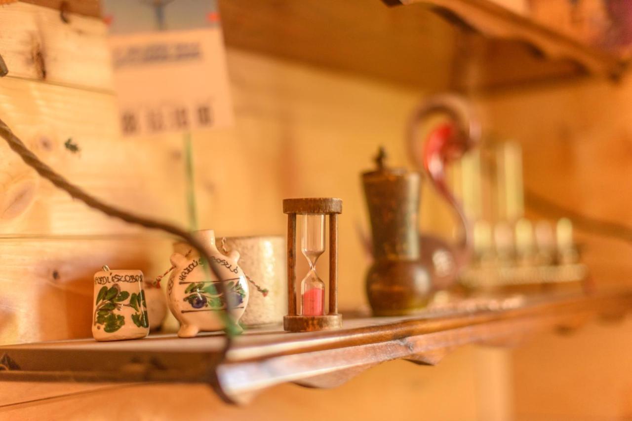 Wooden House Near The River Kupa Kamanje ภายนอก รูปภาพ