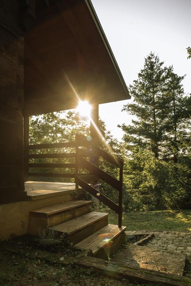 Wooden House Near The River Kupa Kamanje ภายนอก รูปภาพ