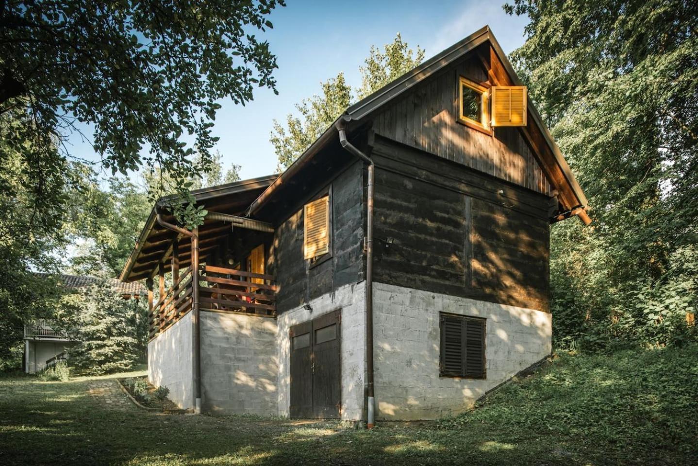 Wooden House Near The River Kupa Kamanje ภายนอก รูปภาพ